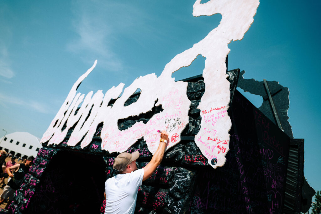 Yungblud bludfest
